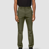 Essential Hose Regular Klee Grün