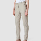 Essential Hose Tapered Petite Karo