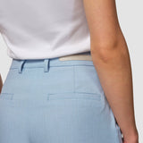 Essential Hose zulaufend Himmelblau meliert