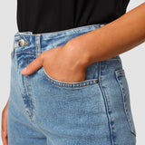 Jeans Tapered Snow Blau Wash