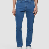 Klassische Slim-Jeans in Hellblau