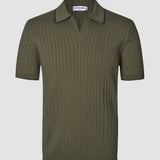 Kurzarm-Polo-Strickpullover mit V-Ausschnitt in Nachtgrün